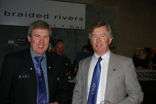 Don talking with former Skyhawk Pilot Graham Bethell